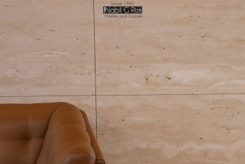 Light-Botticino-flooring-cladding-Travertino-Navonacompany-near-me-suppliers-wholesalers-factroy-nabil-g-rizk-الجرانيت-غرانيت-قرانيت-lebanon-table-Statuario-marble-4-1